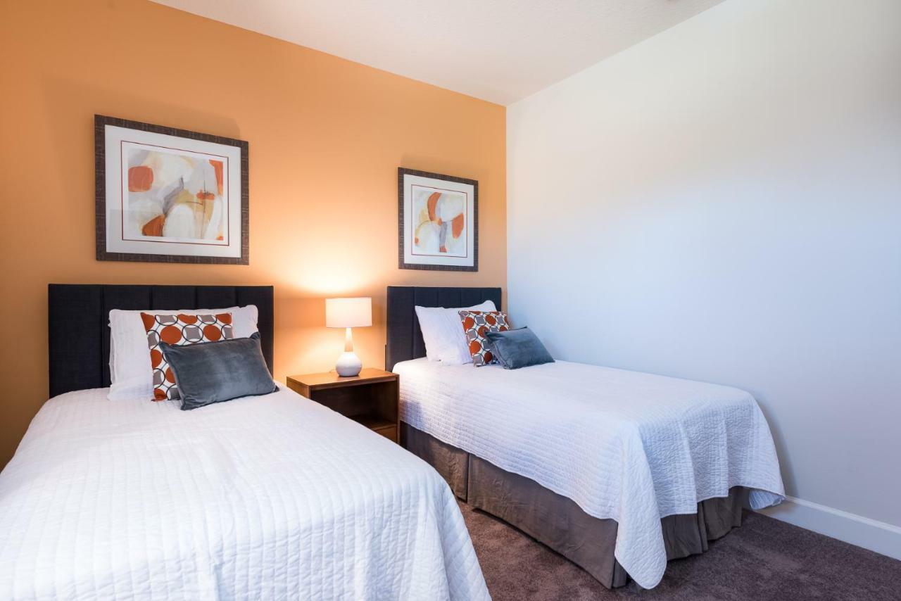 Beautiful 3 Bedroom Suites, 20 Min From Disney Townhouse Орландо Екстер'єр фото